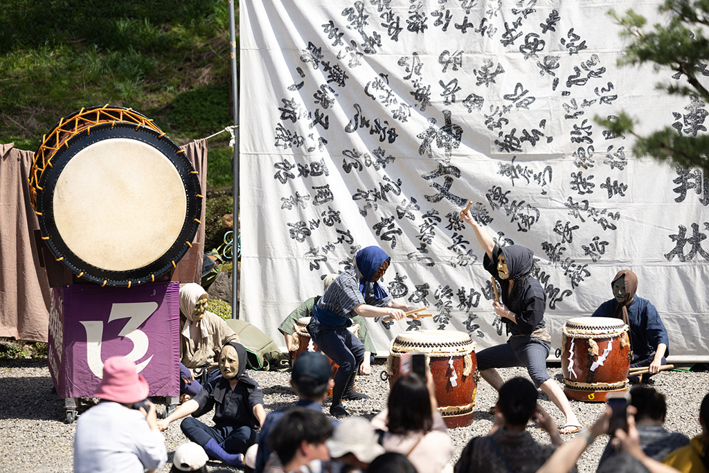 宝暦義民太鼓の演舞